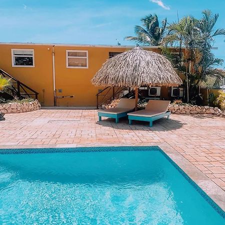 Casa Di Caribe - Beach House Willemstad Exterior photo