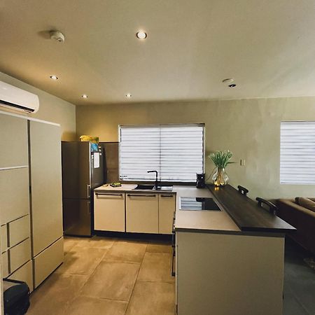 Casa Di Caribe - Beach House Willemstad Exterior photo